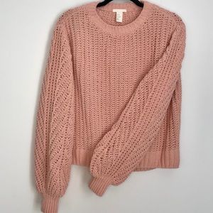 Sweater Oversized puff sleeve crocheted sz XS soft & comfortable pullover by H&M